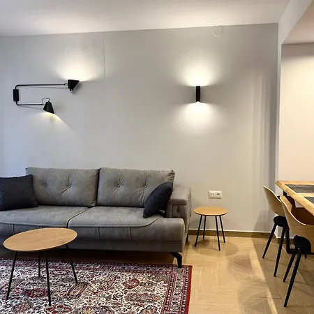 Appartamento Next To The Lift Downtown *